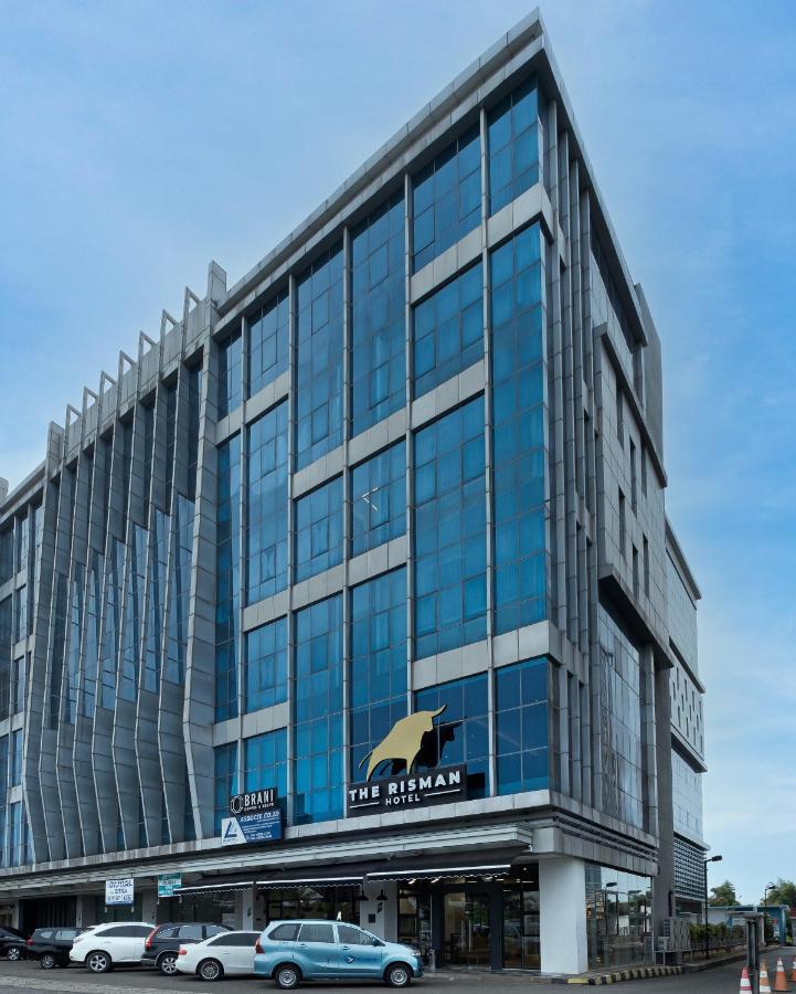 The Risman Hotel At Jakarta Airport Cbc Hotel Tangerang
