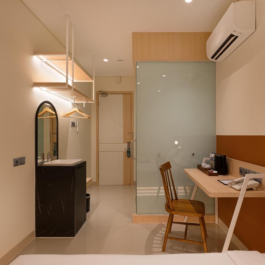 Hotel The Risman Hotel At Jakarta Airport Cbc Tangerang